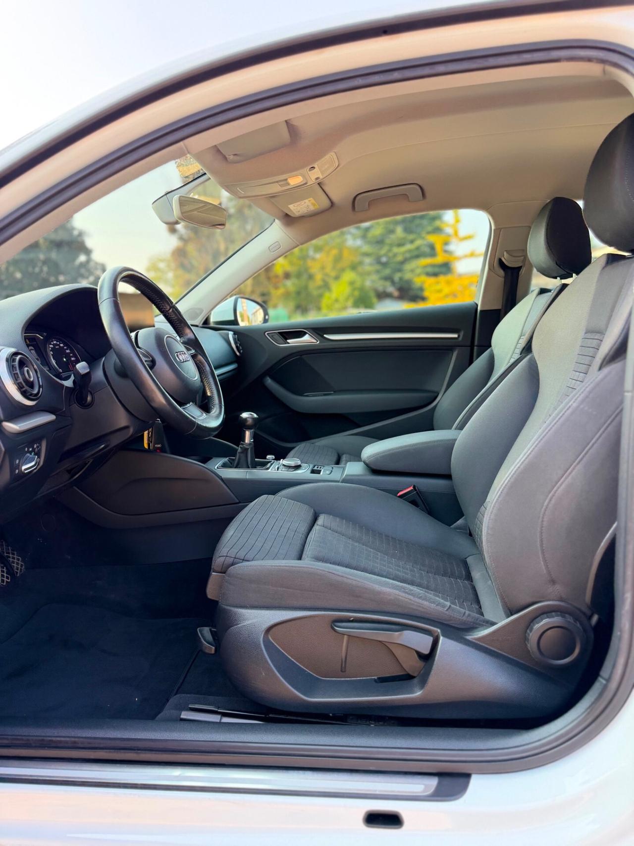 Audi A3 2.0 TDI 150 CV clean diesel Ambition