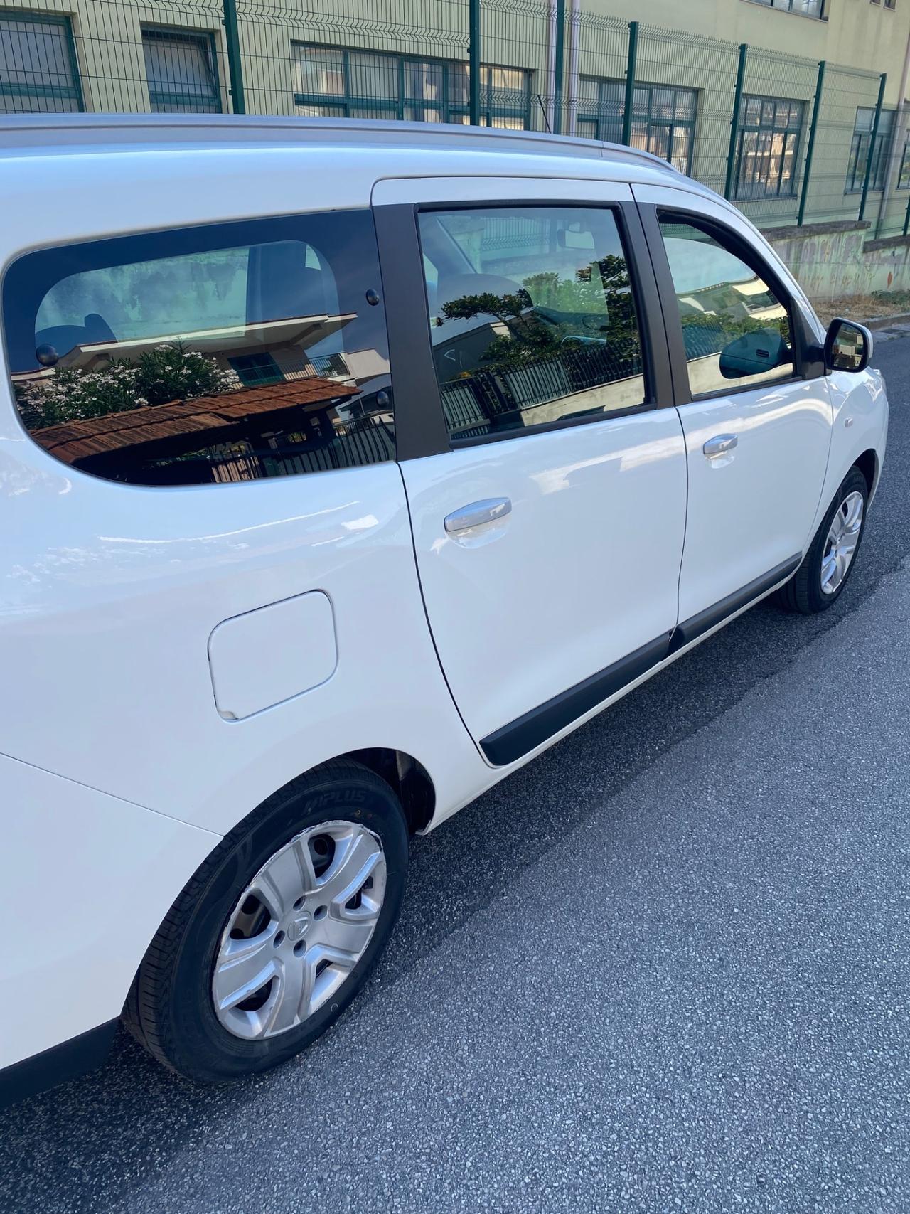Dacia Lodgy 1.5 Dci 7 Posti Anno 2021 TAGLIANDATA