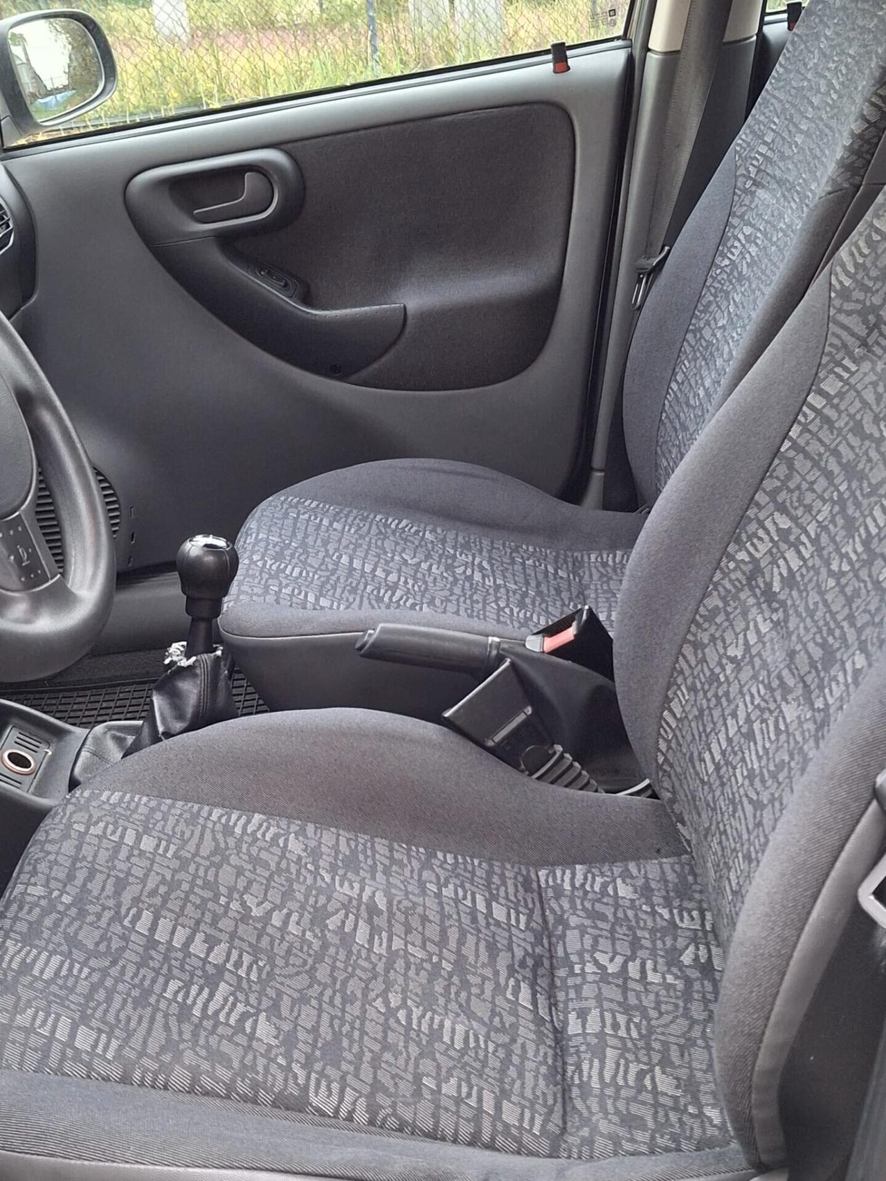 Opel Corsa 1.0i 12V cat 5 porte Comfort
