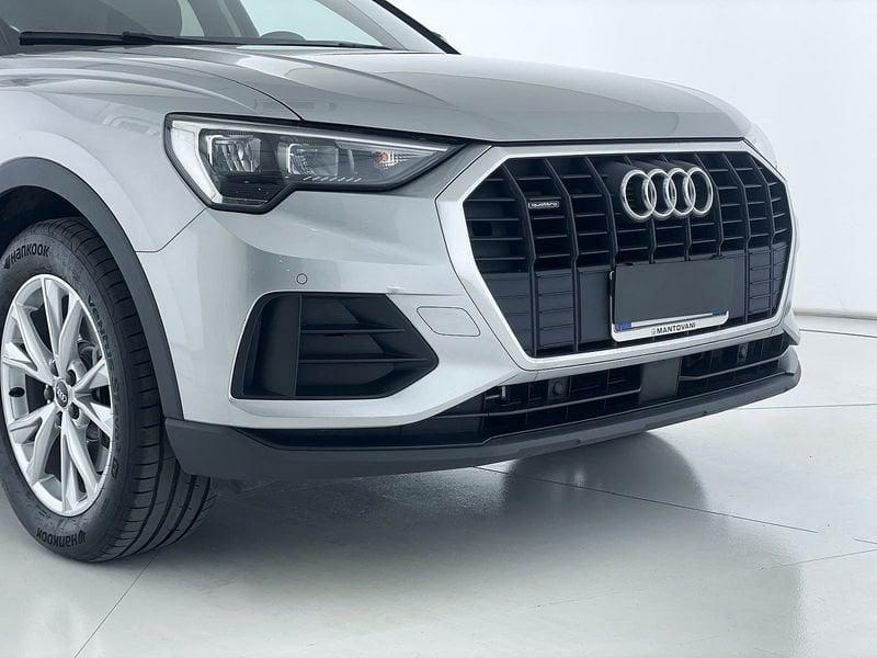 Audi Q3 40 TDI quattro S tronic Business