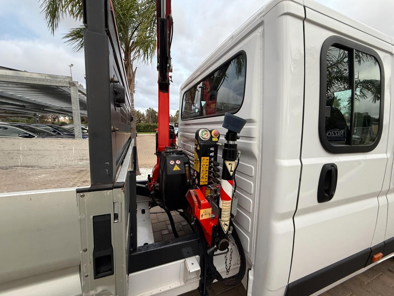 FIAT DUCATO 35 2.3 MJT 130CV MAXI 7 POSTI CON GRU FASSI 26