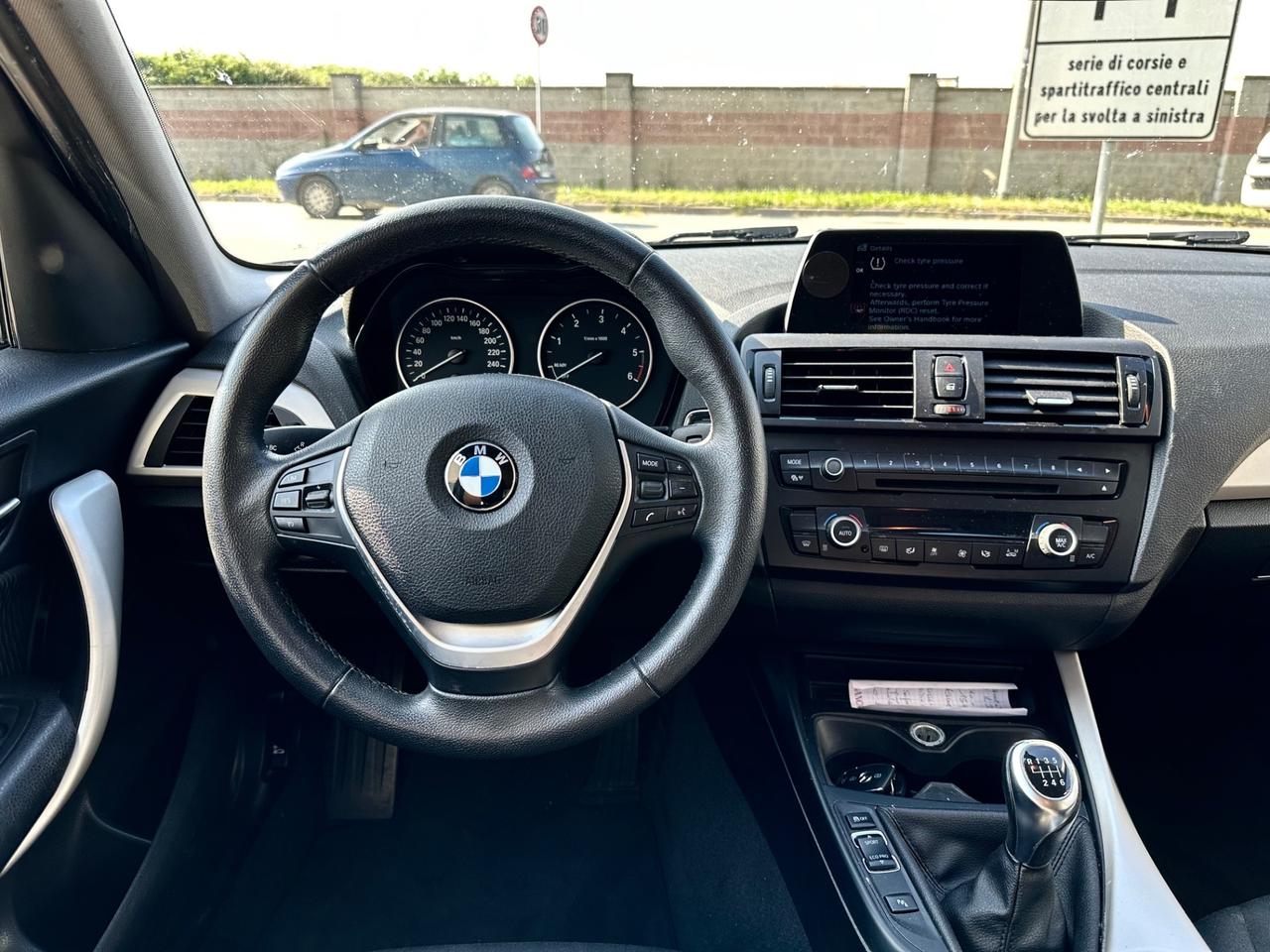 Bmw 116 116d 5p. Urban