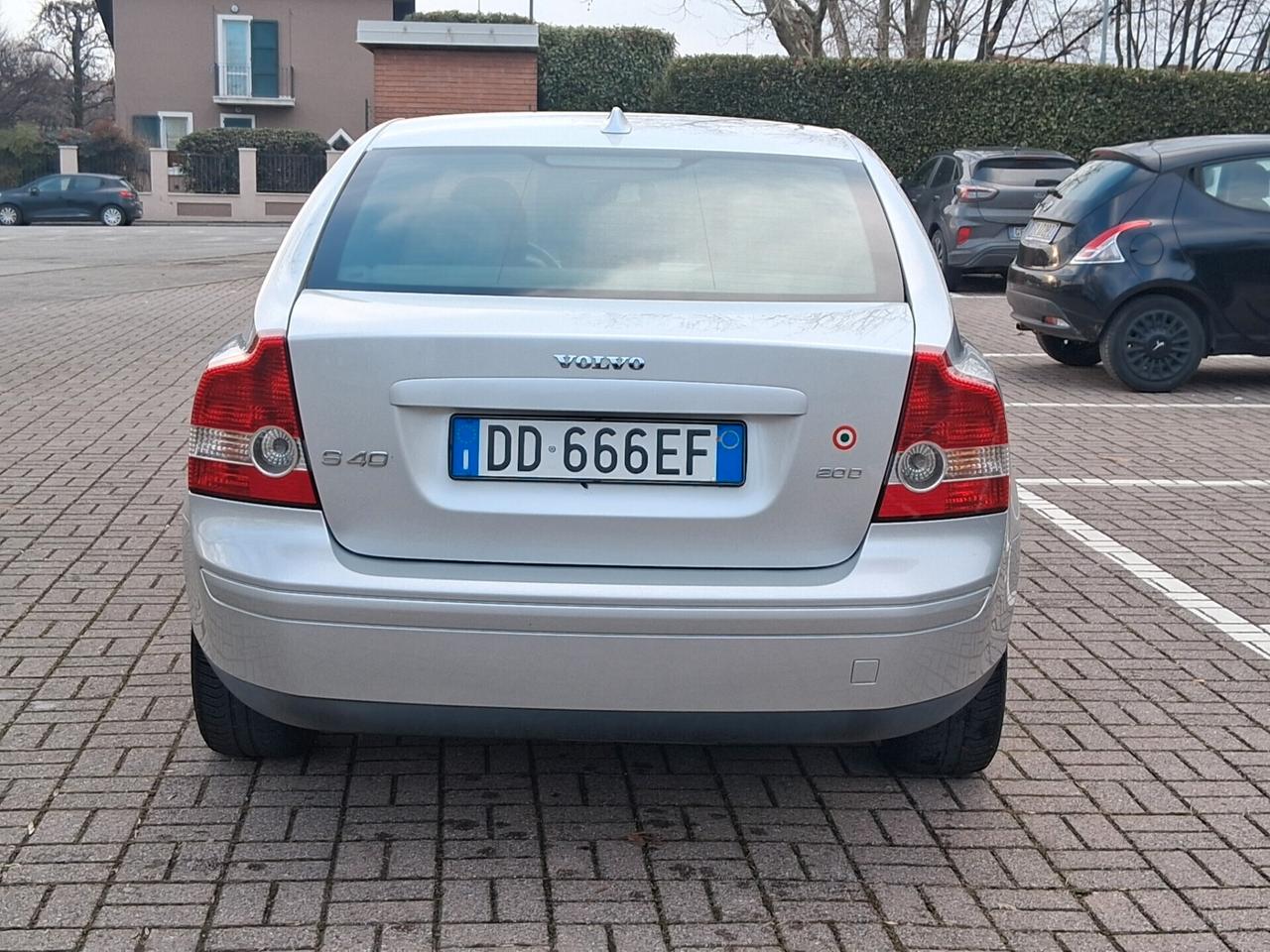 Volvo S40 2.0 D cat Summum NEOPATENTATI..CELL 320 147 1147 WHATSAPP