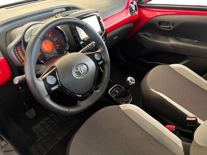 Toyota Aygo 1.0 VVT-i x-play
