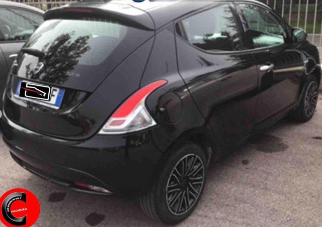 LANCIA Ypsilon 1.0 FireFly 5 porte S&S Hybrid Gold