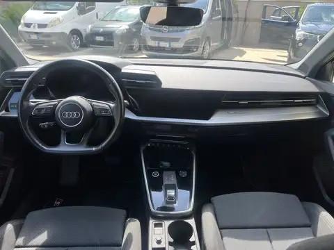 Audi A3 Sedan 35 TDI S tronic line edition