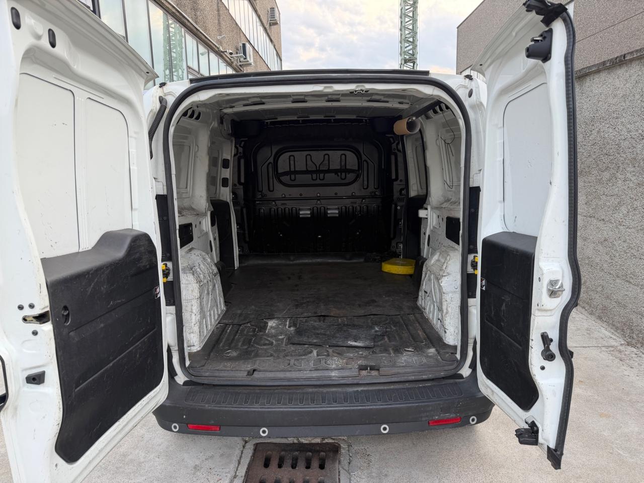 Fiat Doblò 2017 1.6 MJT 105CVnCargo Maxi XL euro6b