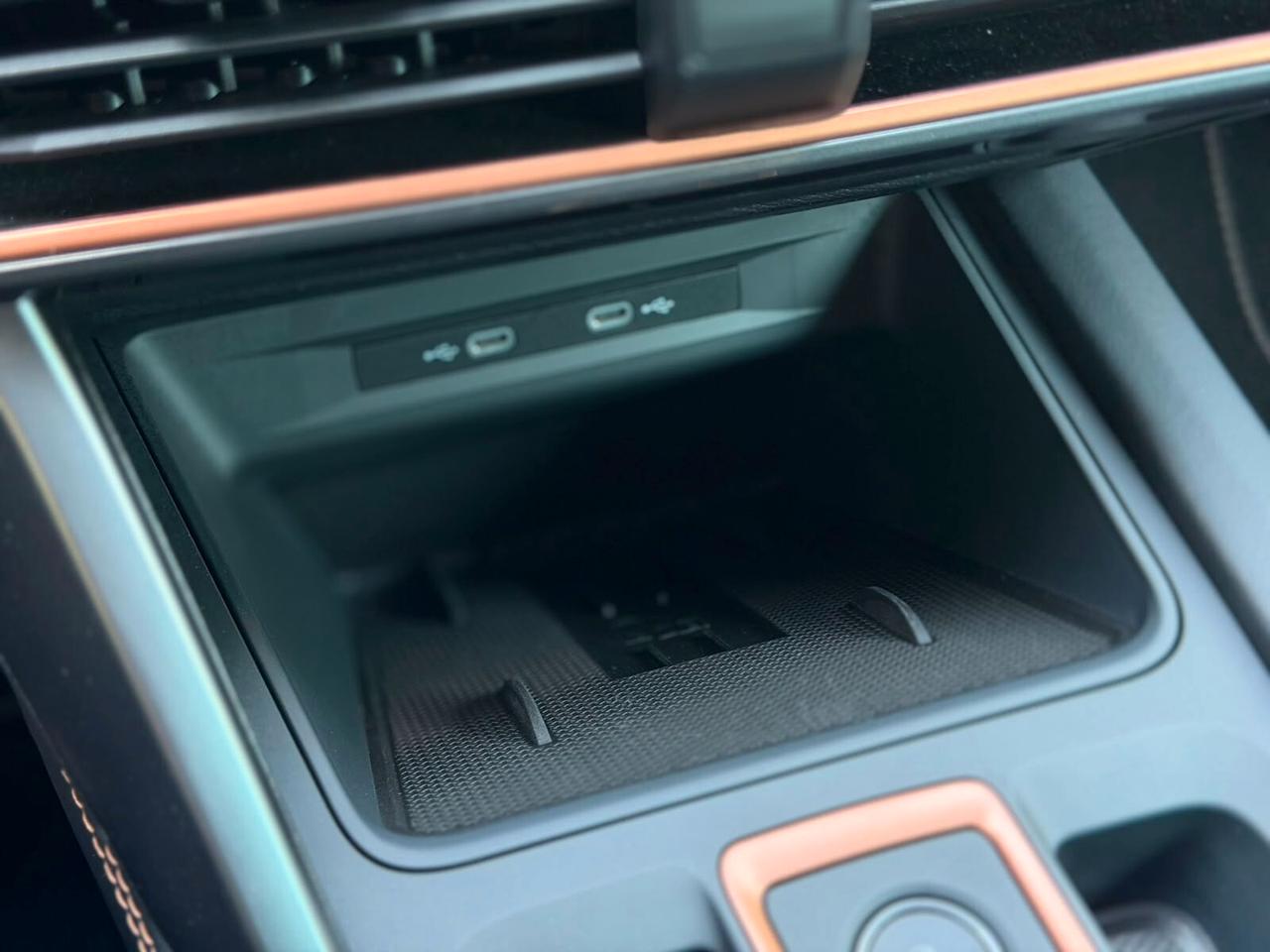 Cupra Leon Formentor 1.5 e-Hybrid DSG 204cv