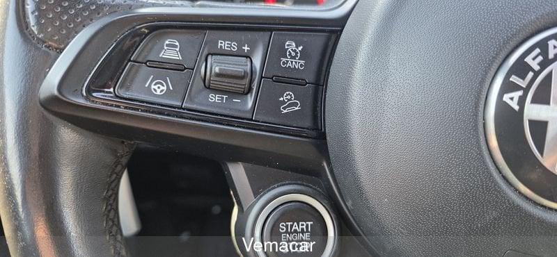 Alfa Romeo Stelvio 2.2 TDS 210CV Veloce AT8 Q4 con blocco differenziale