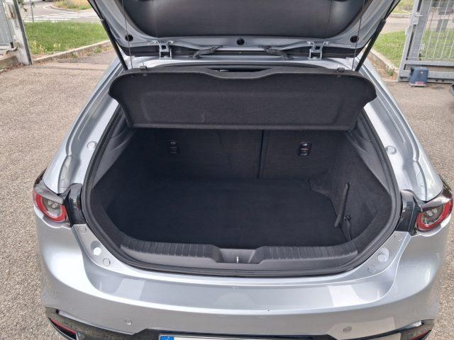MAZDA 3 2.0L Skyactiv-G M-Hybrid Exceed