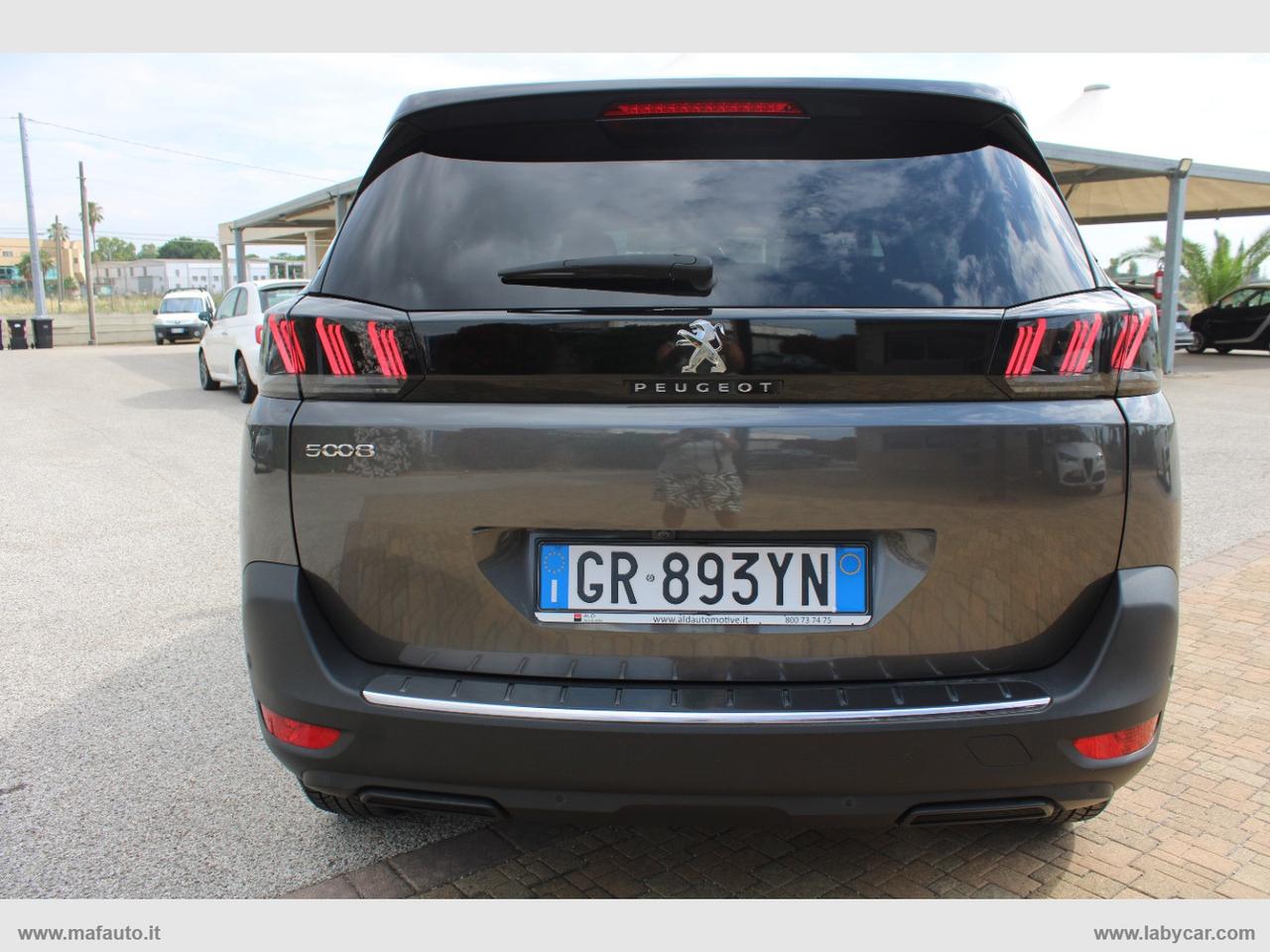 PEUGEOT 5008 BlueHDi 130 S&S EAT8 Allure Pack