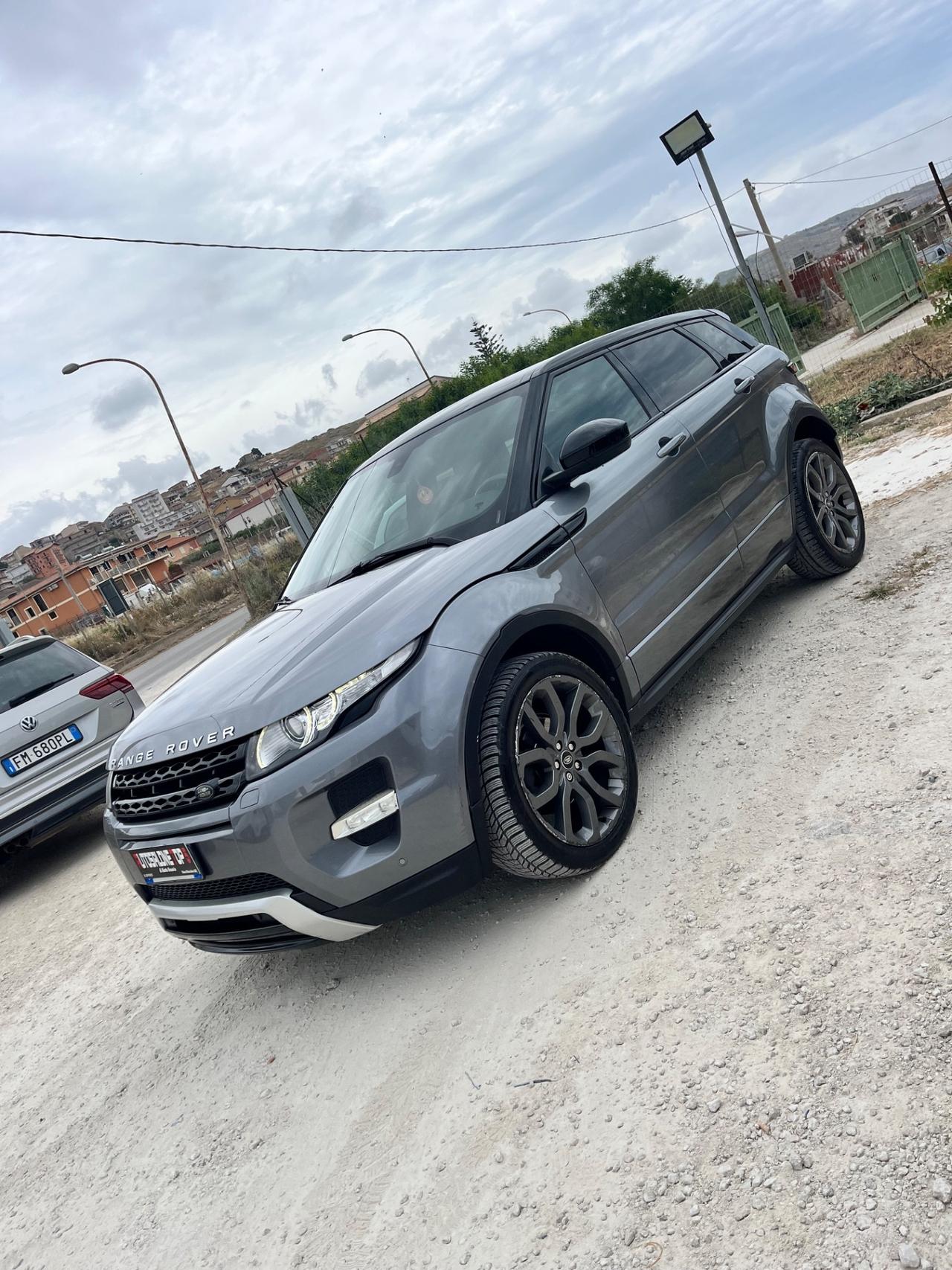 Land Rover Evoque 2.2 Sd4 5p. AUTOMATICO Tetto panoramico UXENO NAVIGATORE