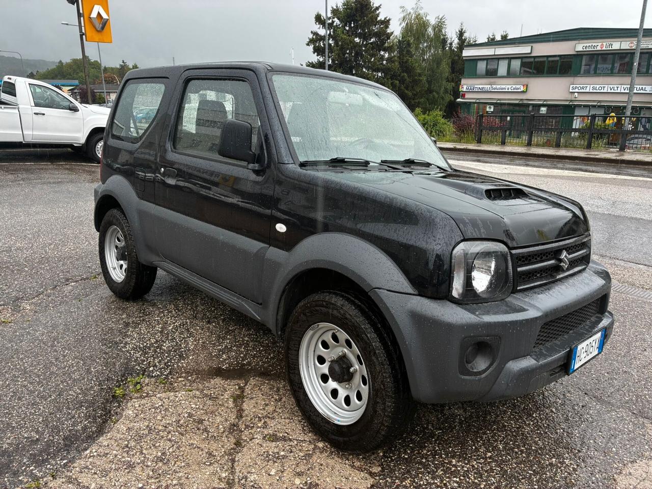 SUZUKI JIMNY 4WD 1.3i 85CV - GANCIO TRAINO