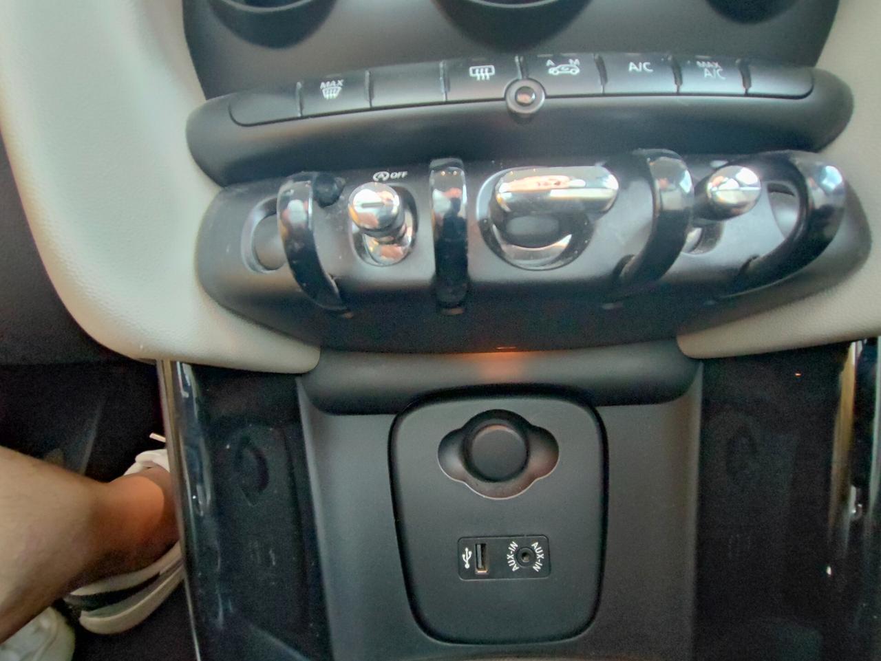 Mini 2.0 Cooper SD Business XL 5 porte