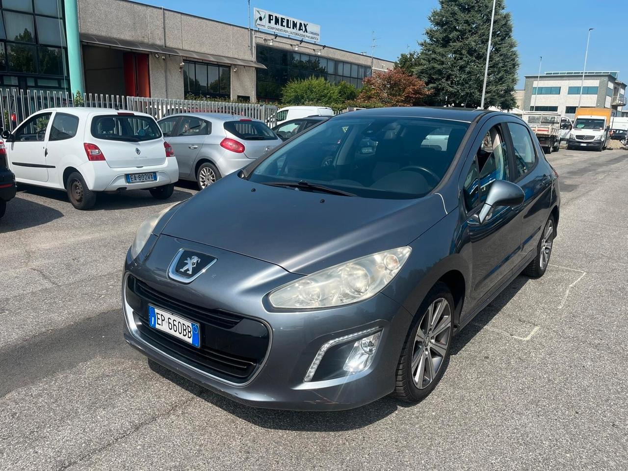 Peugeot 308 1.6 8V e-HDi 112CV 5p.