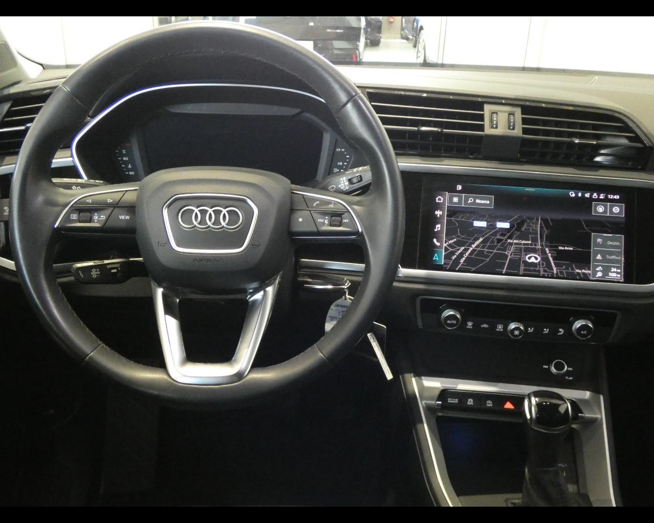 AUDI Q3 2ª serie - Q3 SPB 35 TDI S tronic Business Plus