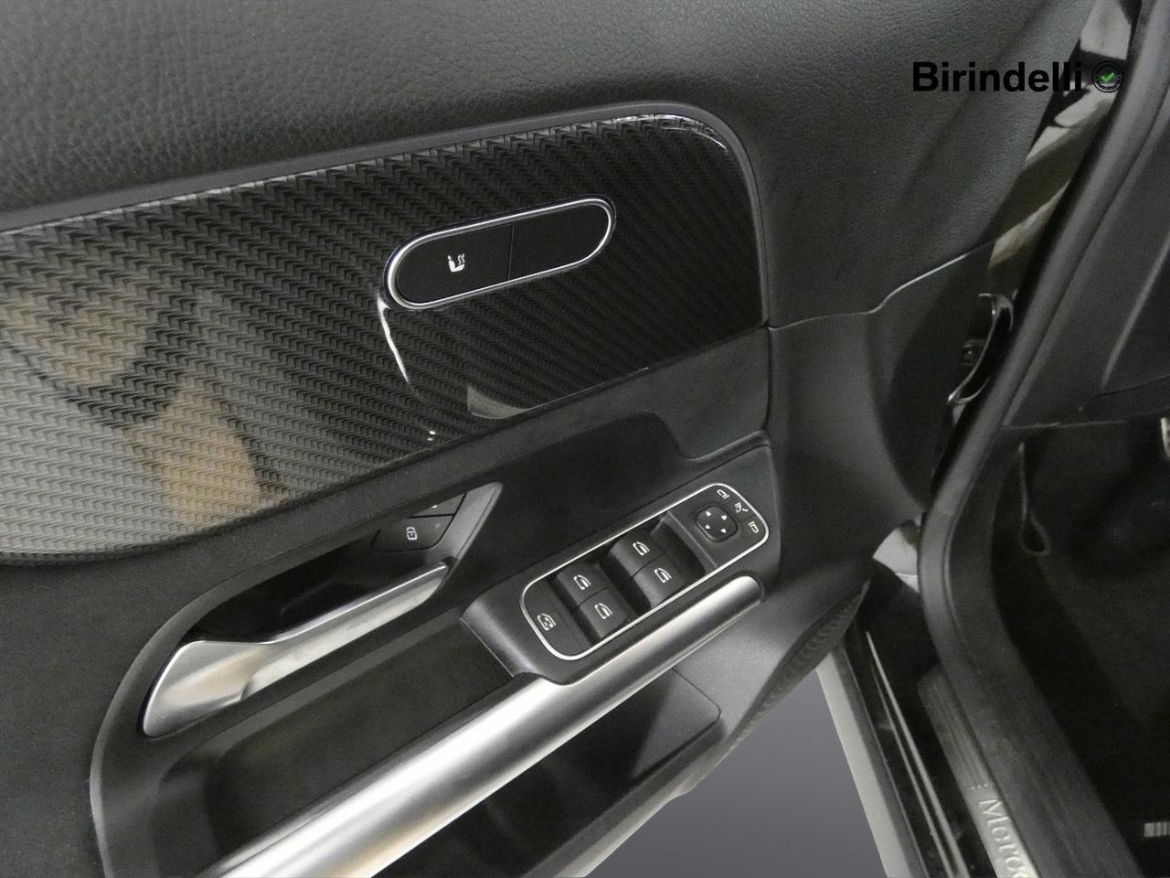 Mercedes-Benz GLA (H247) - GLA 200 d Automatic AMG Line Premium