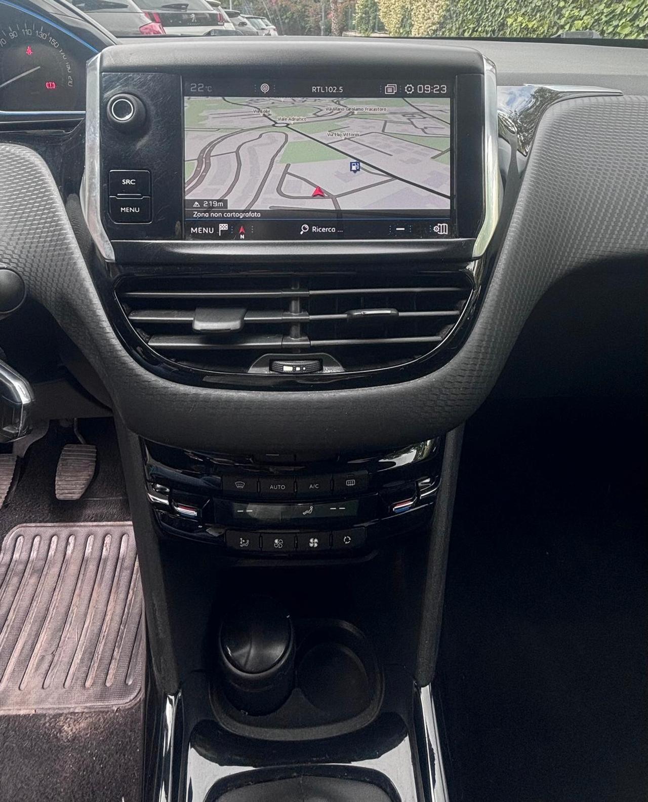 Peugeot 2008 BlueHDi 120 S&S Allure