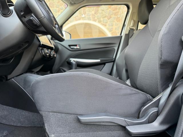 SUZUKI Swift 1.2 HYBRID TOP+NAVI+RETROCAMERA+CERCHI BLACK