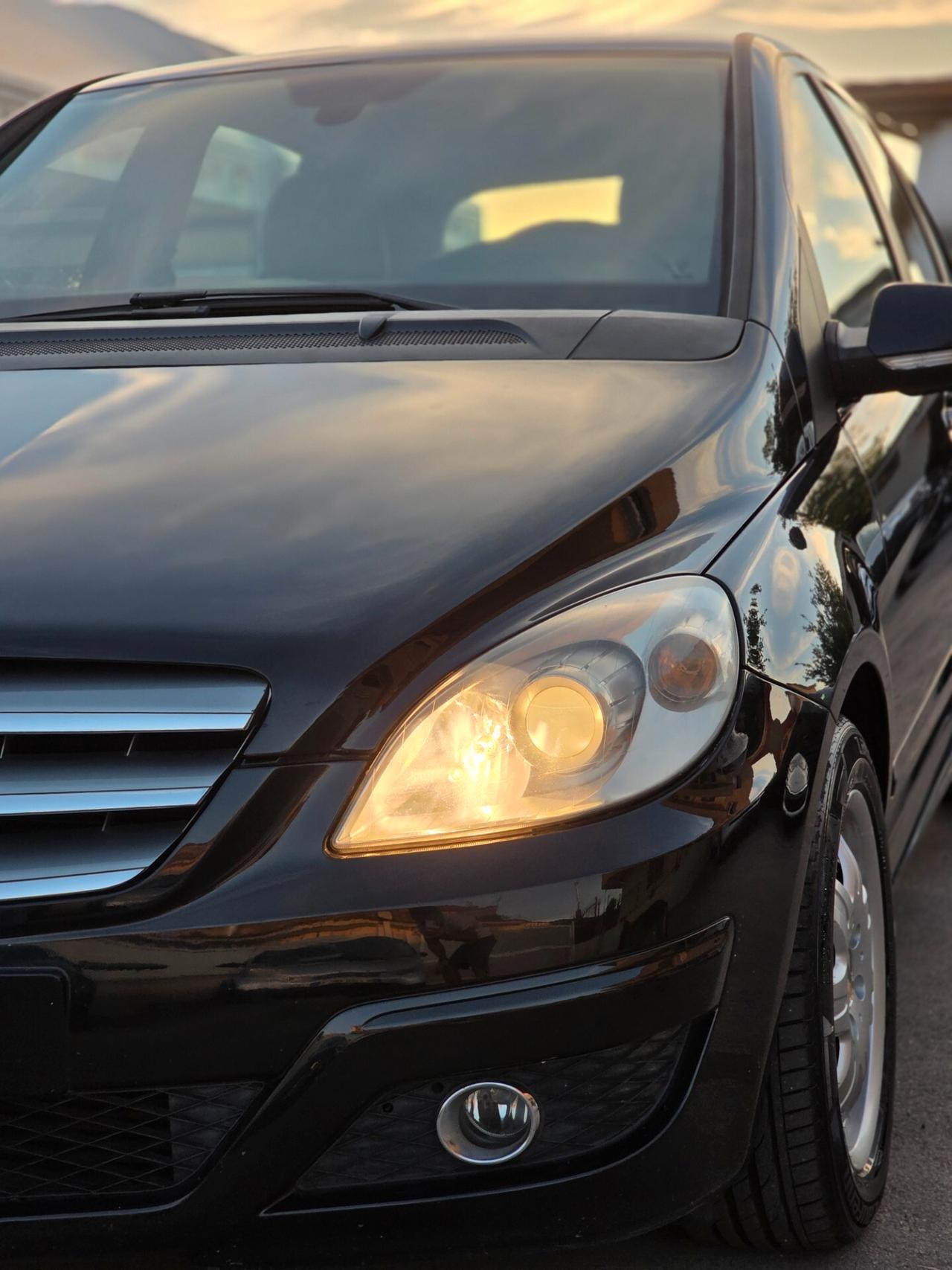 Mercedes-benz B 180 CDI