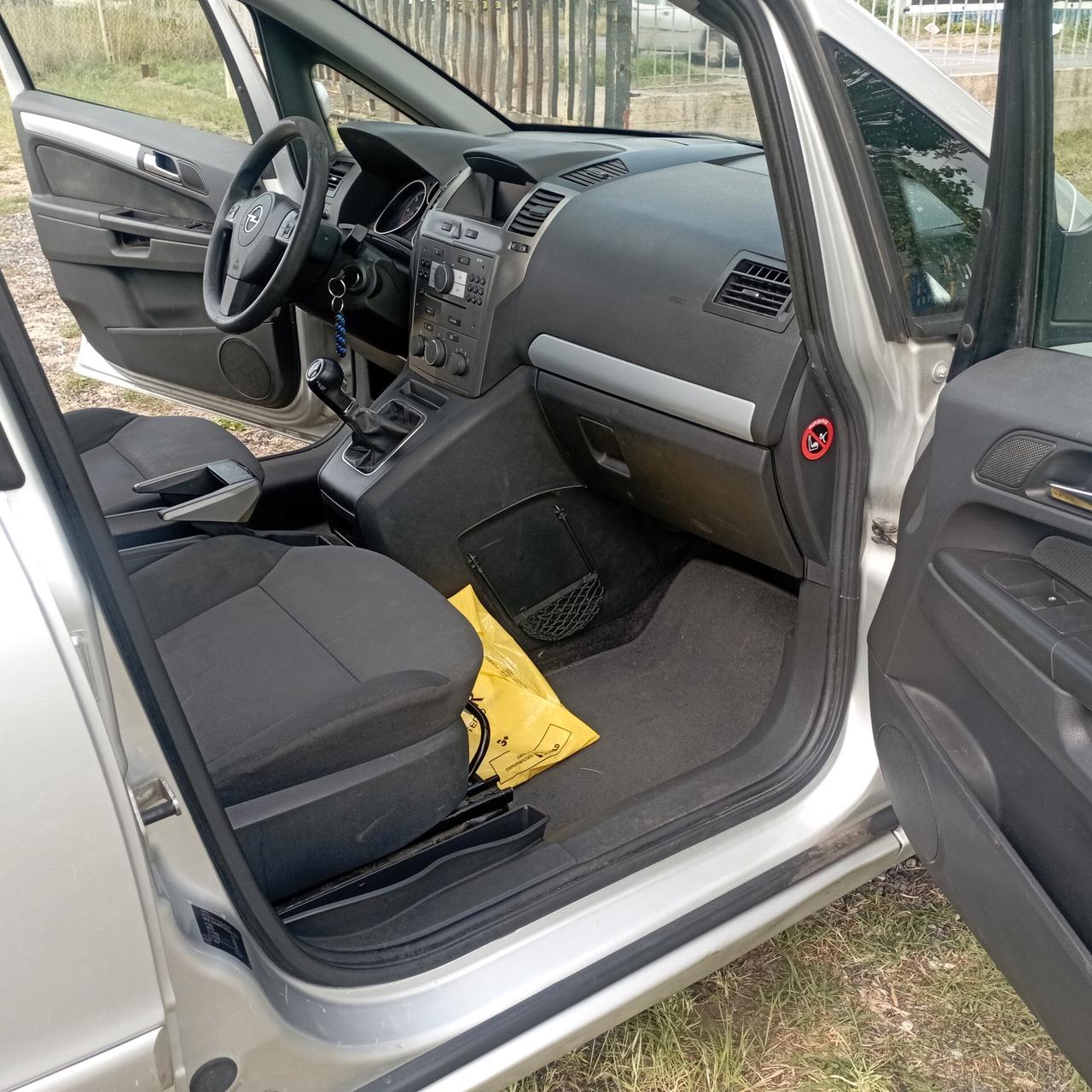 Opel Zafira 1.9 CDTI 120CV Enjoy