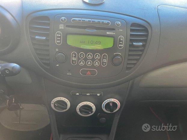 HYUNDAI i10 1 serie i10 1.1 12V Active