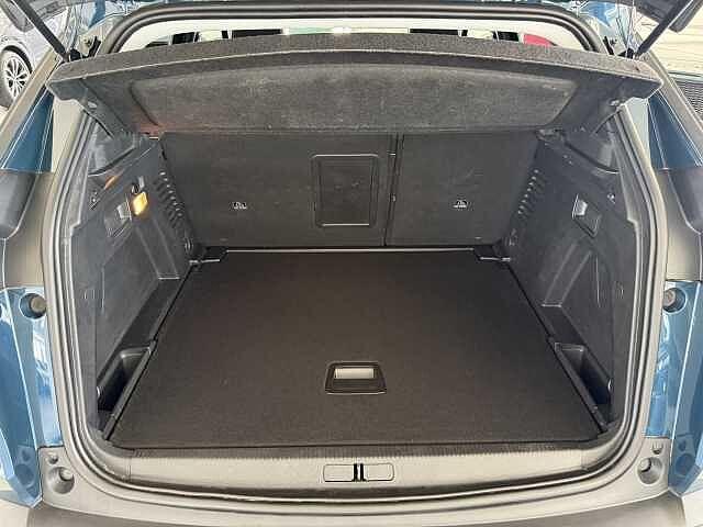Peugeot 3008 1.2 PureTech 130 CV Allure