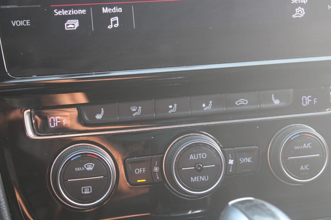 Volkswagen Golf GTI Tua A SOLI 299€ al mese Anticipo Zero