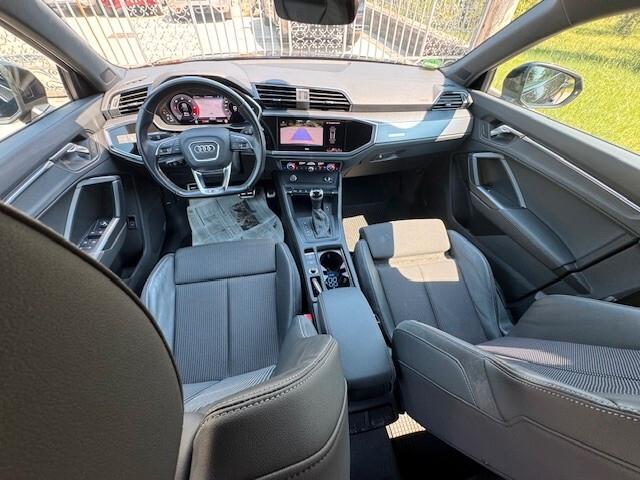 Audi Q3 sportback 40 TDI quattro S tronic S line identity black
