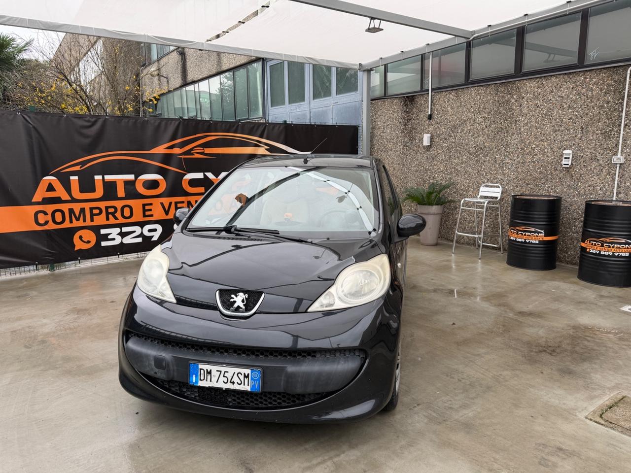 Peugeot 107 1.0 benzina euro4 68CV neopatentati