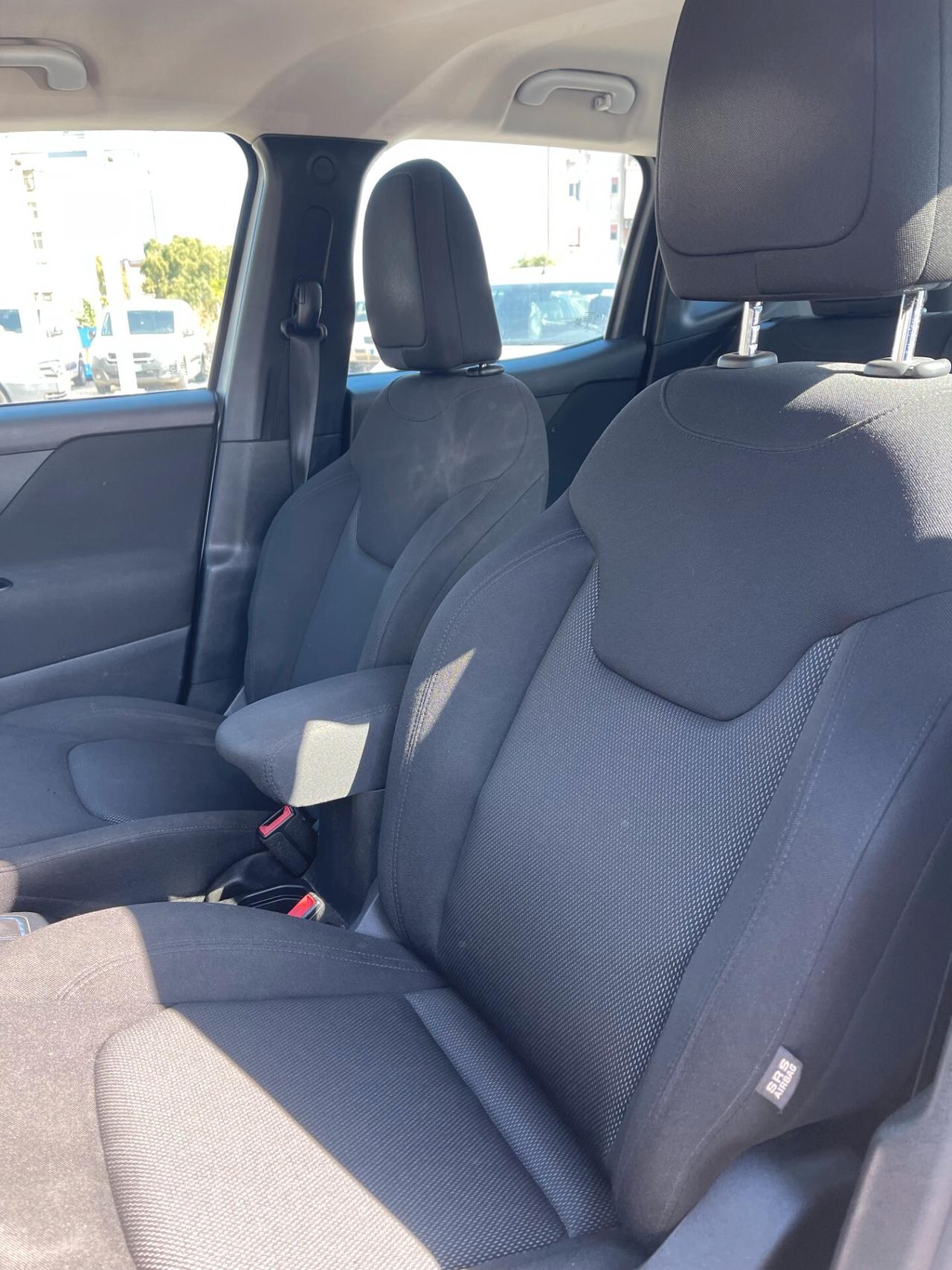 Jeep Renegade 1.6 Mjt DDCT 120 CV Longitude