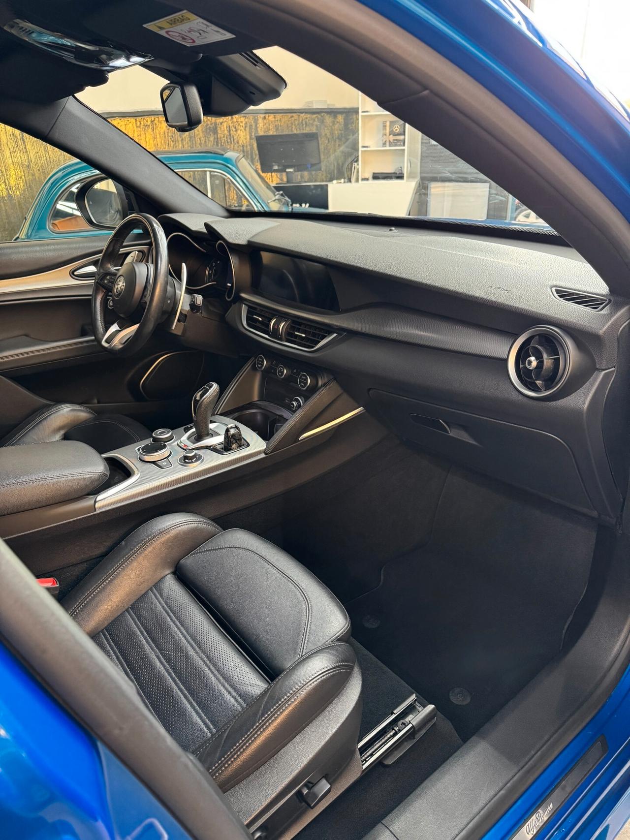 Alfa Romeo Stelvio 2.2 Turbodiesel 210 CV AT8 Q4 Veloce