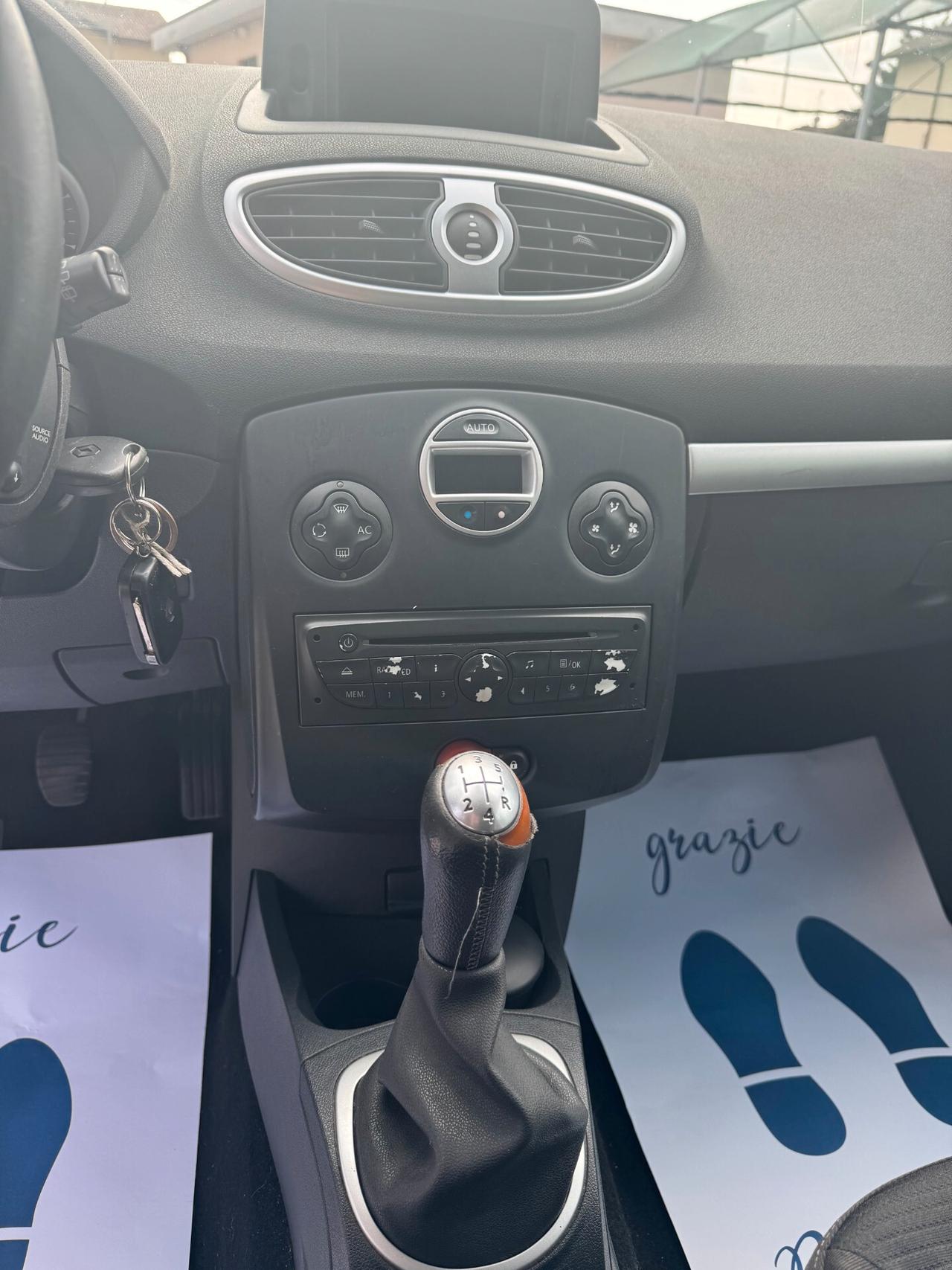 Renault Clio 1.2 16V 5 porte Confort