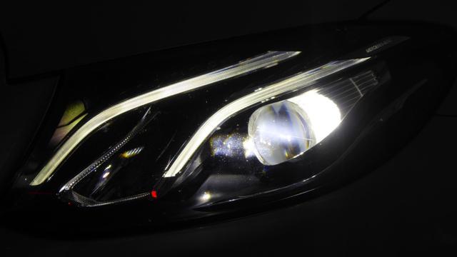 MERCEDES-BENZ E 220 d Auto 4Matic Cabrio Business Sport