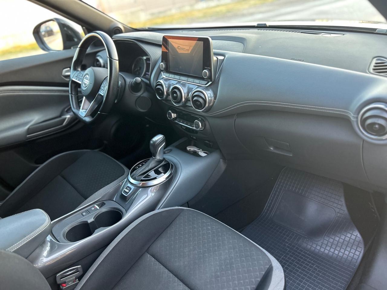 Nissan Juke 1.0 DIG-T 114 CV DCT N-Connecta