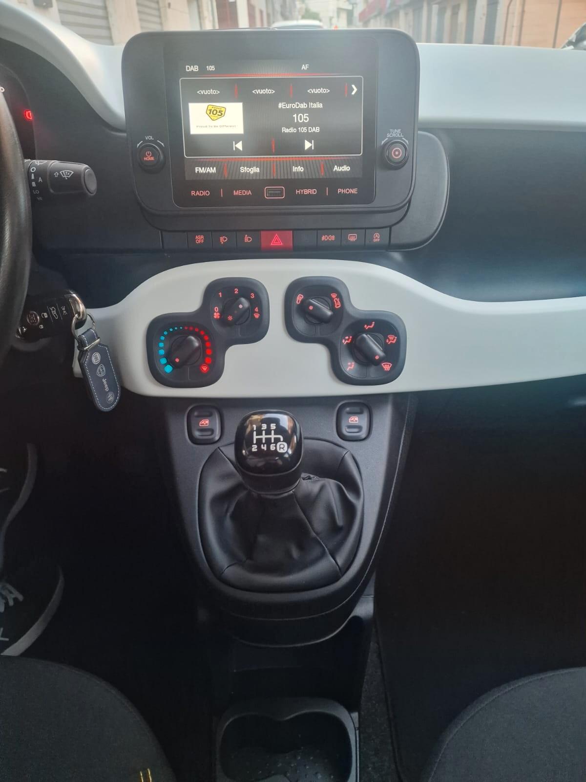 Fiat Panda 1.0 FireFly S&S Hybrid Pandina cross