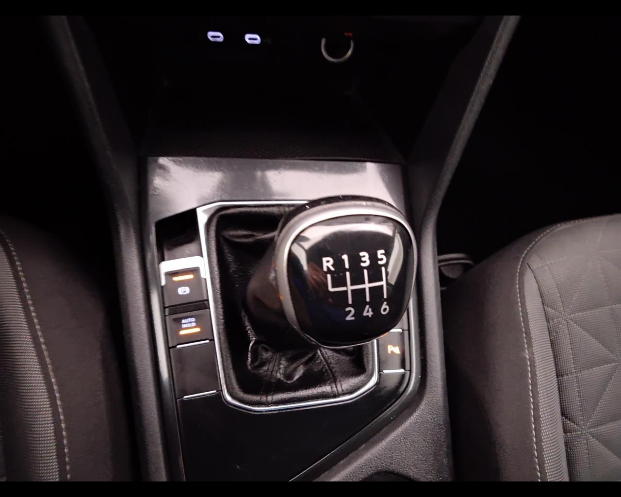 VOLKSWAGEN Tiguan II 2021 - Tiguan 2.0 tdi Life 122cv