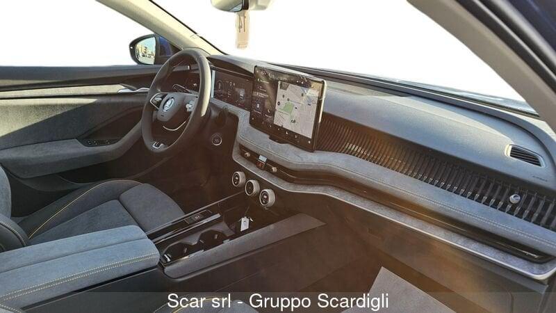 Skoda Superb 2.0 TDI DSG Wagon Style interno design selection