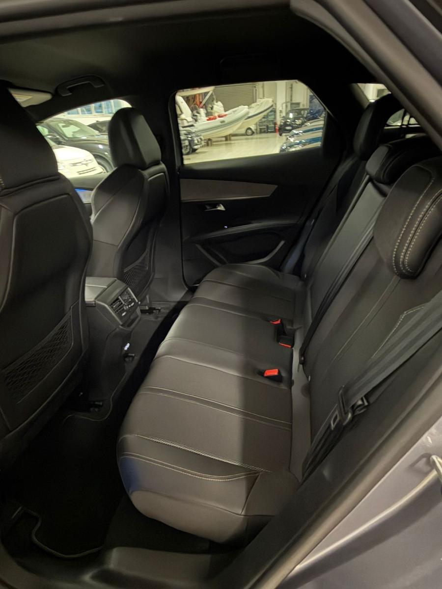 PEUGEOT - 3008 - PureTech Turbo 130 S&S GT Line