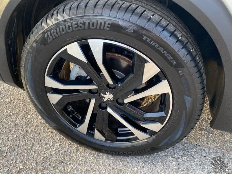 Peugeot 2008 PureTech 100 Allure Pack S/S