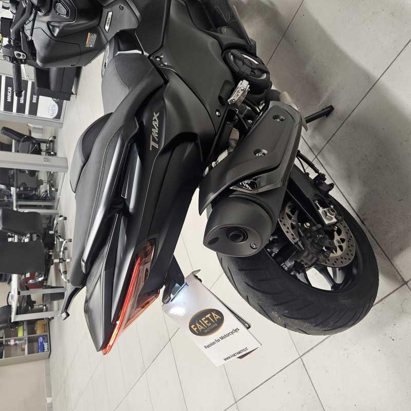 Yamaha T-Max 560 - 2024