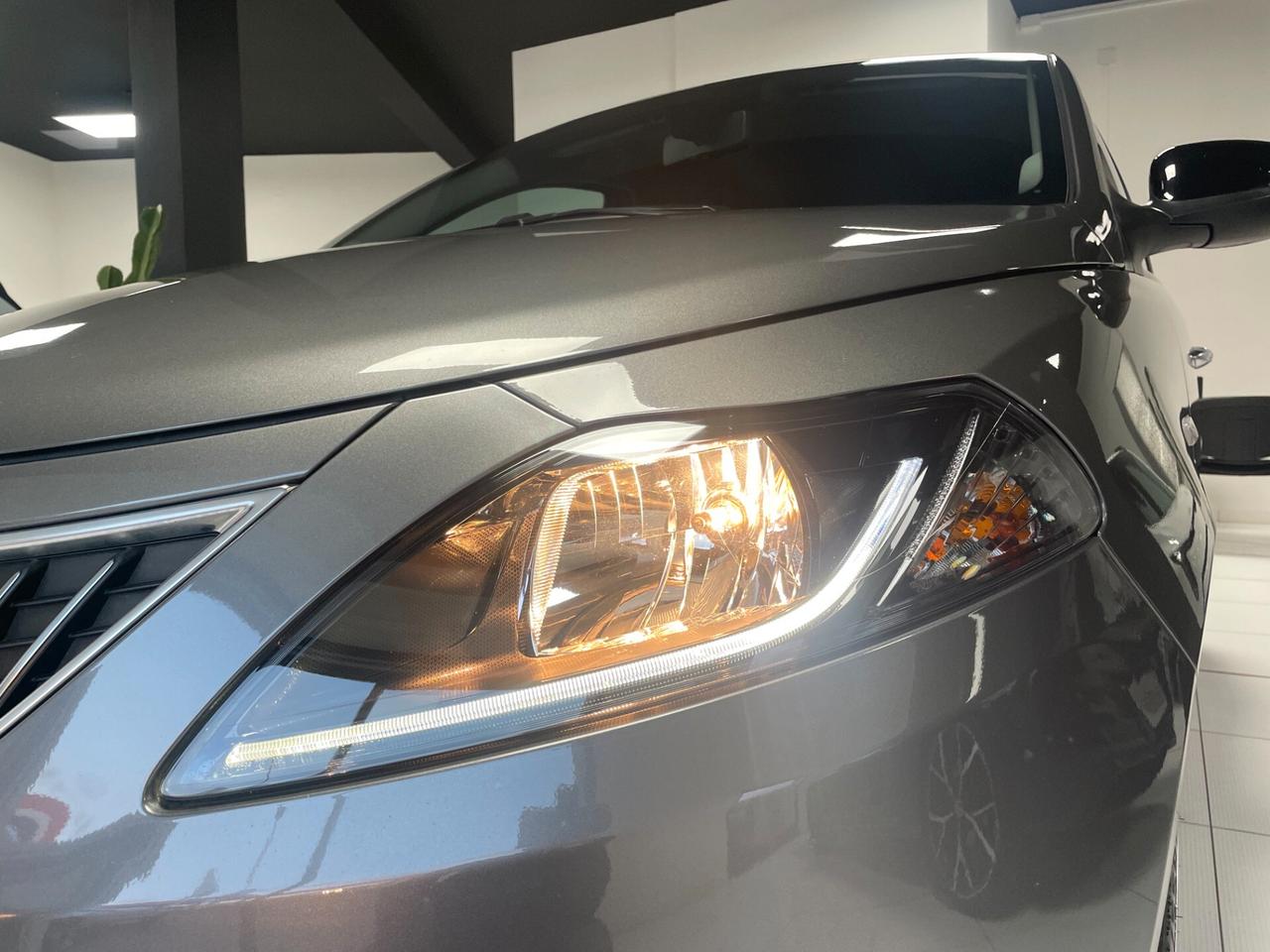 Lancia Ypsilon 1.0 FireFly 5 porte S&S Hybrid Gold