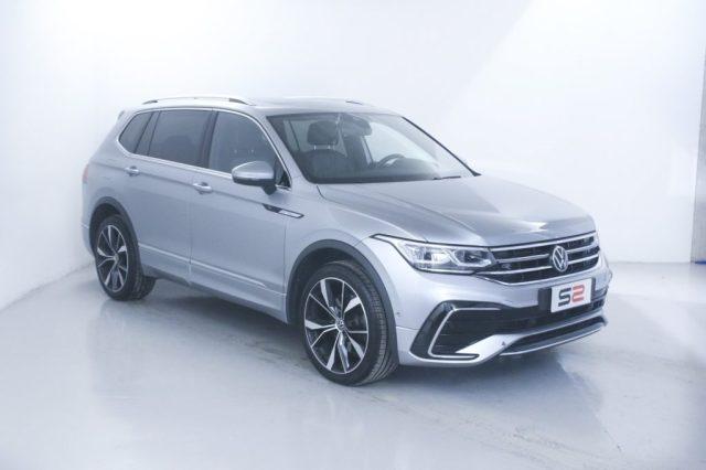 VOLKSWAGEN Tiguan Allspace 2.0 TDI 200 CV SCR DSG 4MOTION R-Line Tetto/Matrix