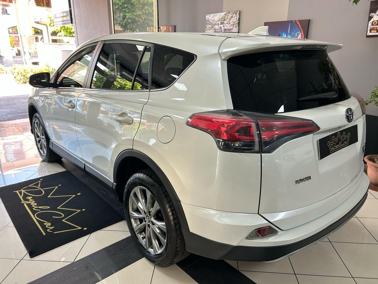 Toyota RAV 4 RAV4 2.0 D-4D 2WD Business