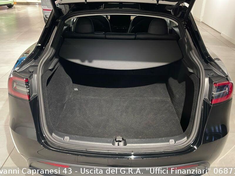 Tesla Model Y Model Y Long Range AWD