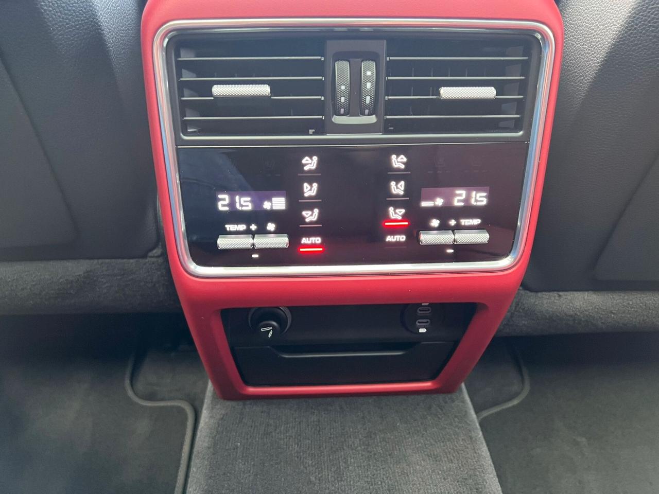 Porsche Cayenne COUPE 3.0 E-HYBRID *PANORAMA*SOSPENSIONI*CHRONO