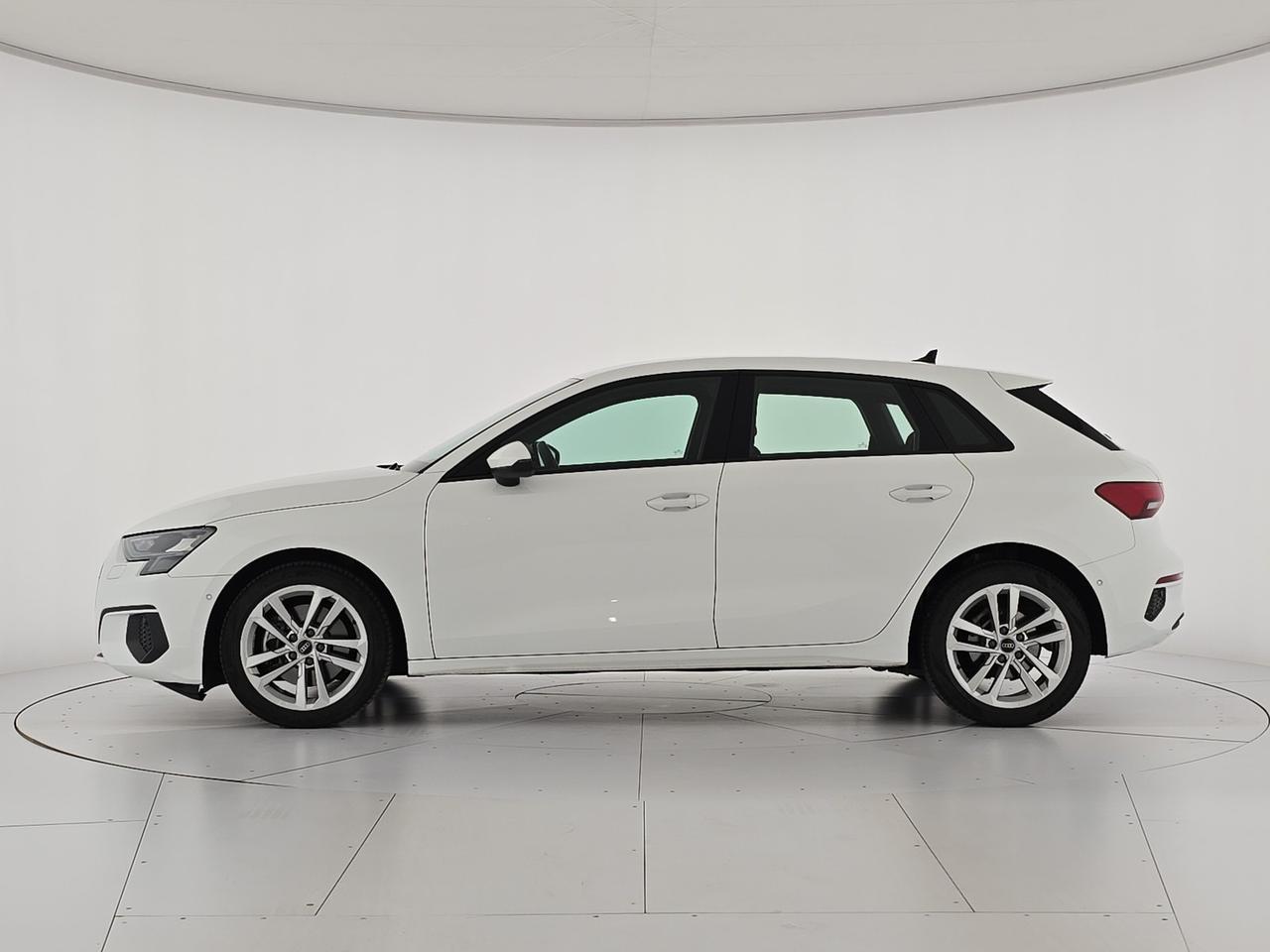 Audi A3 sportback 30 1.0 tfsi mhev business s-tronic