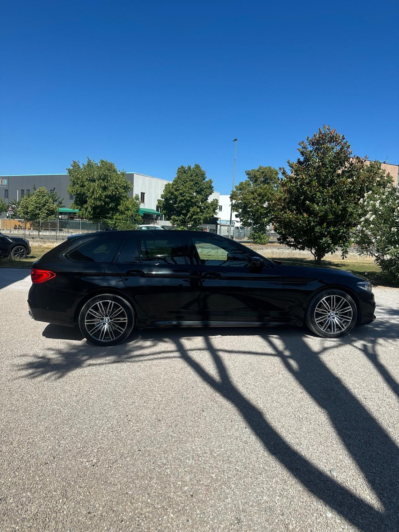 Bmw 520 520d xDrive Touring Msport