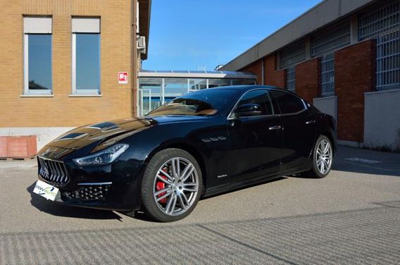 MASERATI Ghibli V6 Granlusso