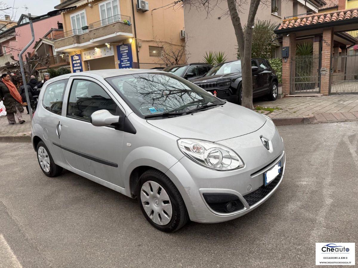 RENAULT - Twingo - 1.2 8V Privilège